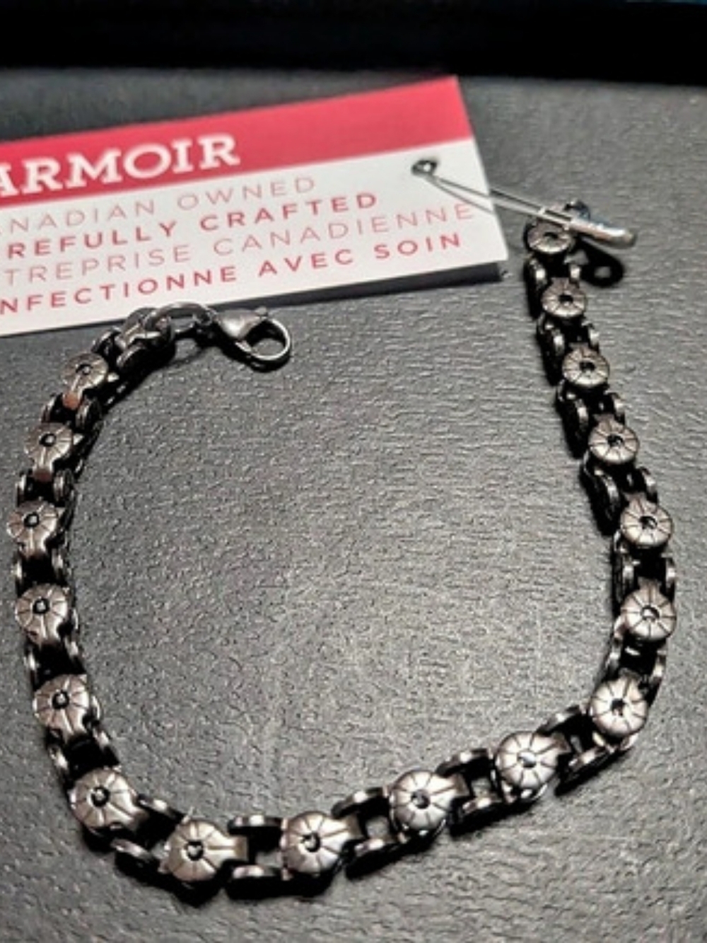 Armoir Fashion Canadian Crafted Dark Metal Floral Link Bracelet Vintage Style